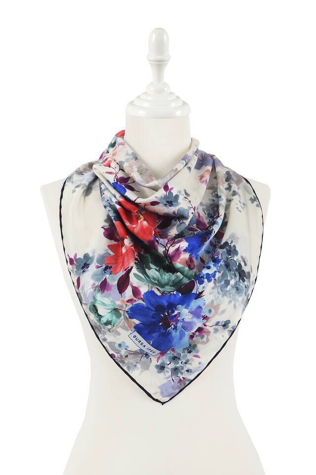 Ecru Sardinia Pattern Silky Square Scarf - 2