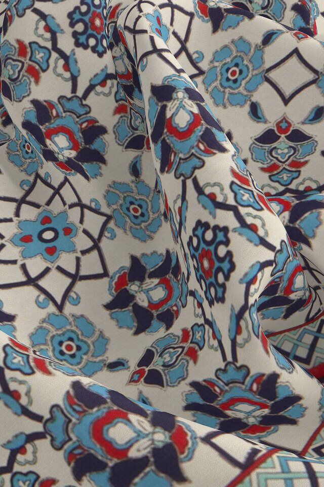 Ekru Lacivert Motif Desen İpek Mendil - 3