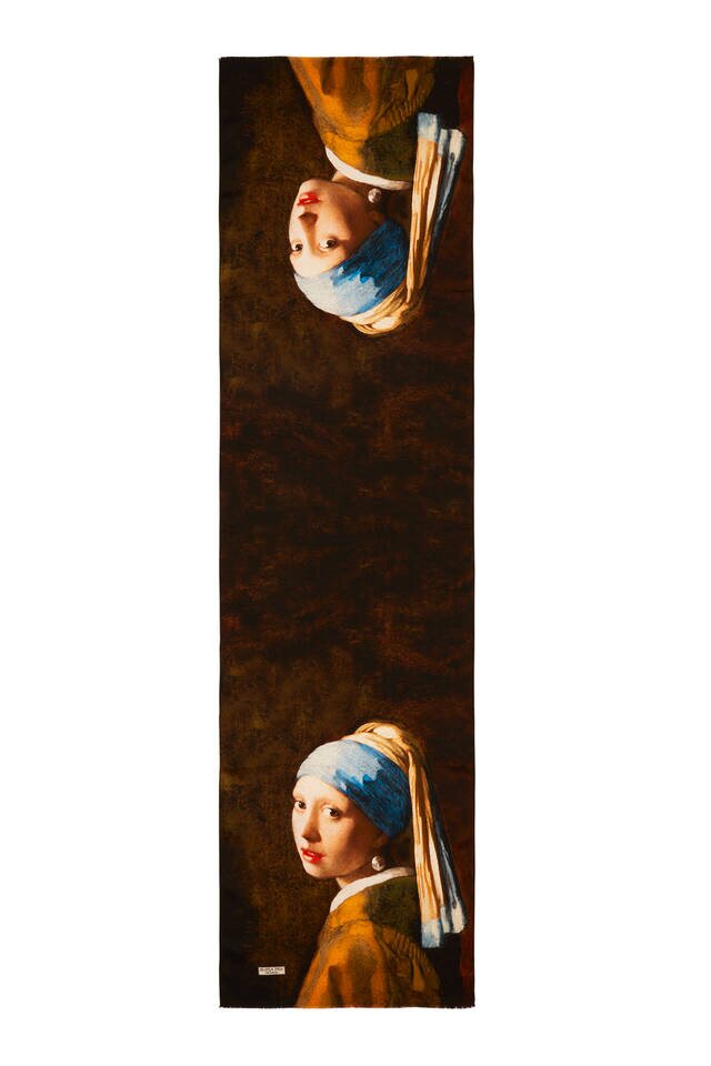 Girl With Black Pearl Earring Silk Painting Foulard - 5
