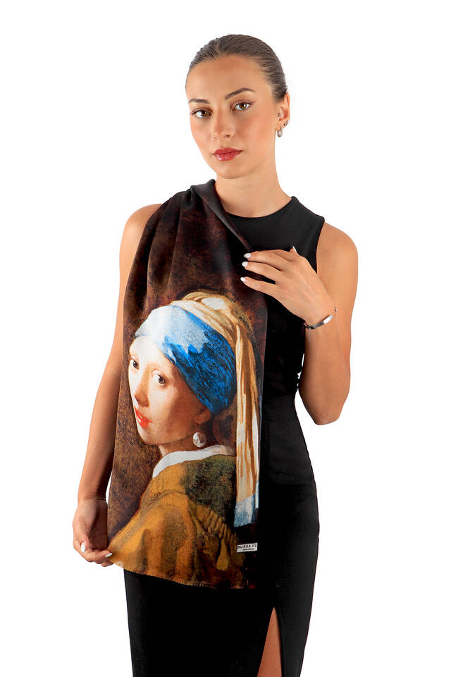 Girl With Black Pearl Earring Silk Painting Foulard - 2