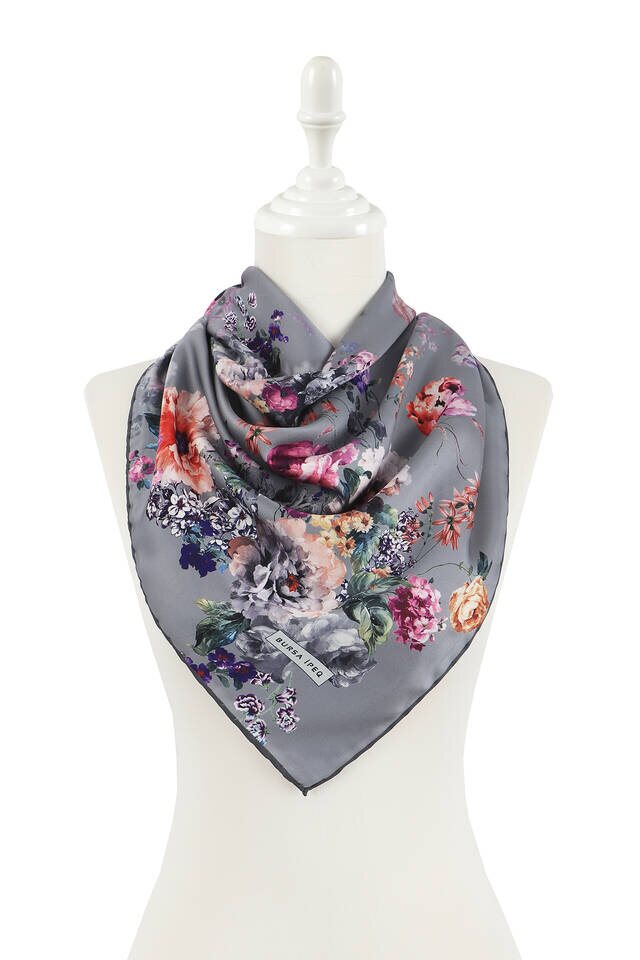 Gray Begonia Pattern Silky Square Scarf - 2