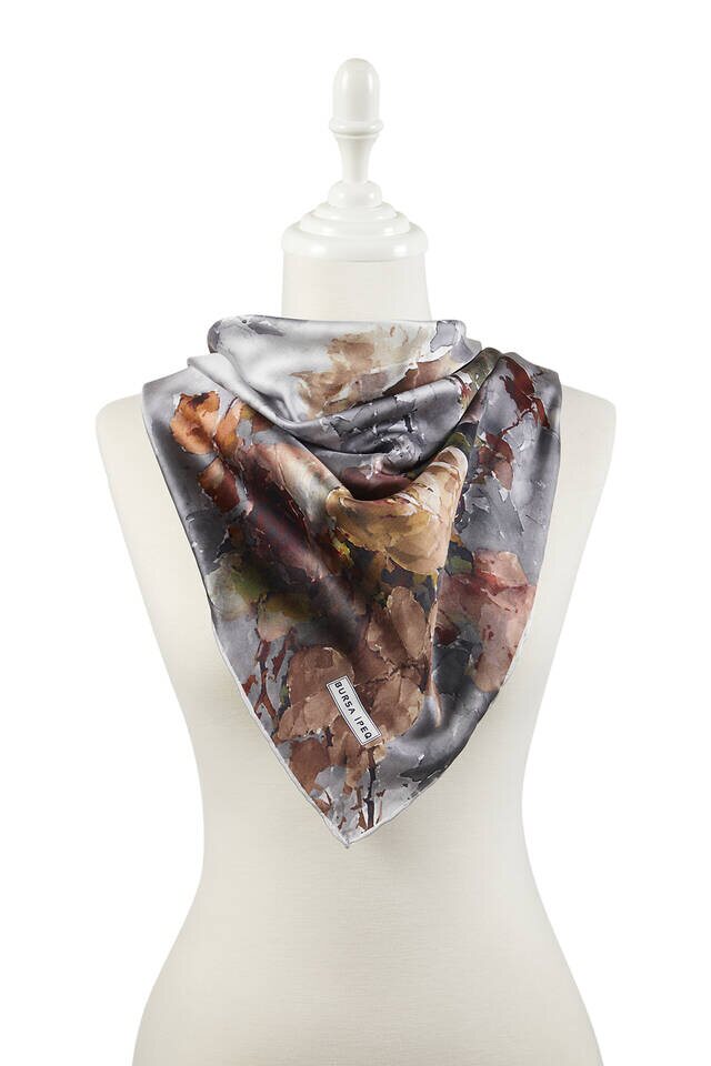Gray Floral Pattern Silky Square Scarf - 2