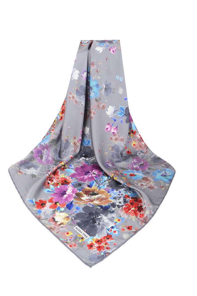 Gray Geranium Pattern Silky Square Scarf - 3