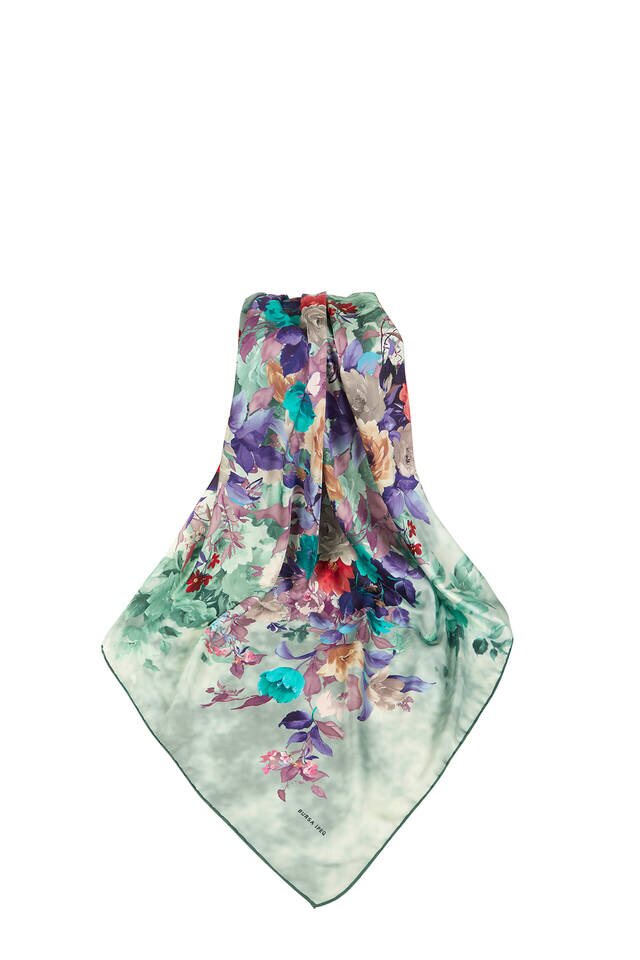 Green Bouquet Pattern Silky Square Scarf - 3