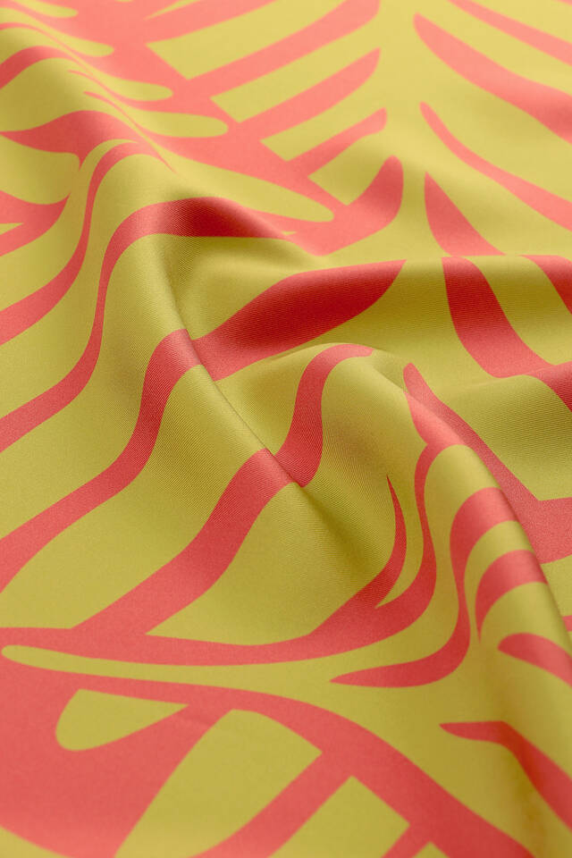 Green Crop Pattern Twill Silk Scarf - 5