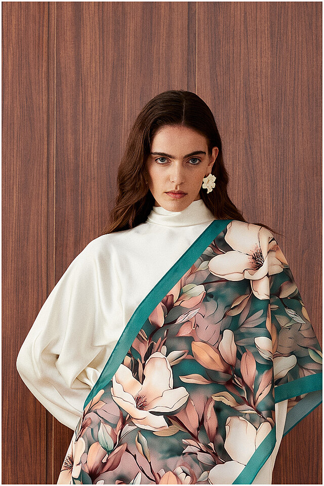 Green Daffodil Pattern Silk Foulard - Bursa İpek