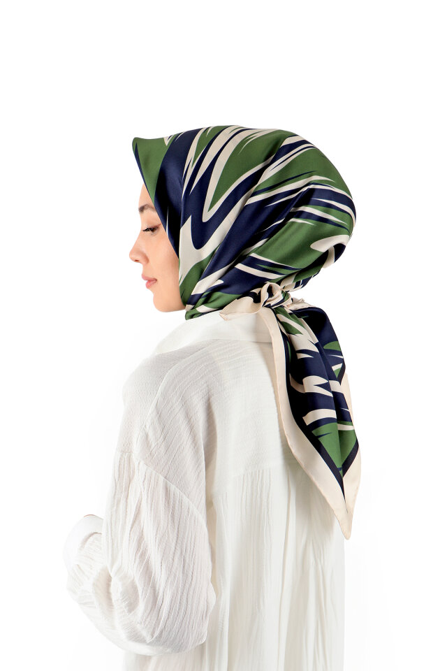 Green Nilsu Pattern Twill Silk Square Scarf 