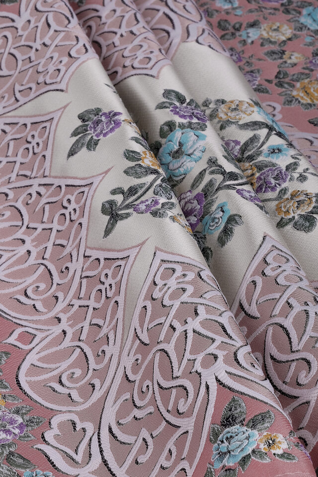 Pembe Floral Desen İpeksi Goblen Seccade - 2