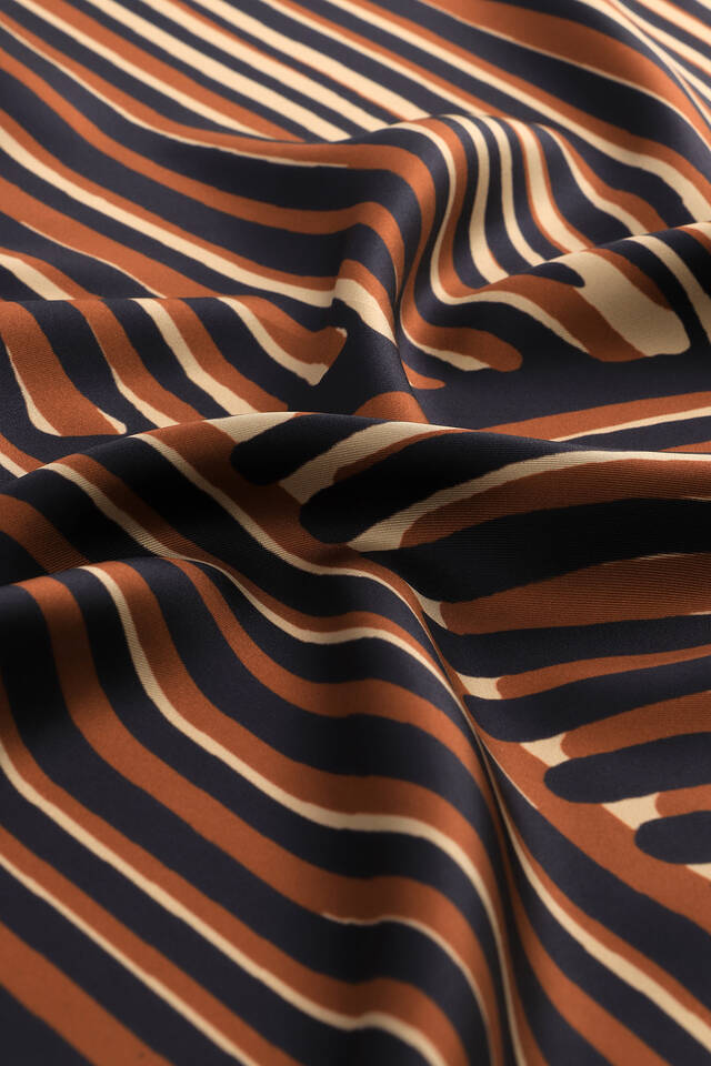 Lacivert İllüzyon Desen Twill İpek Eşarp - 2