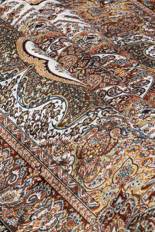 Kahverengi Kadife Halı Seccade - 2