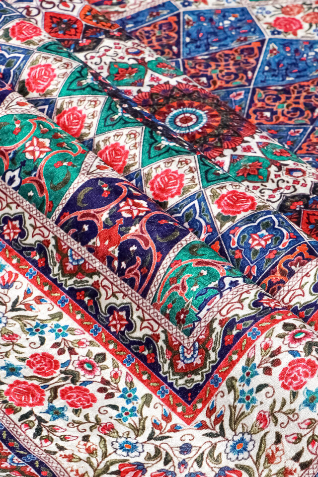 Mavi Kadife Halı Seccade - 2