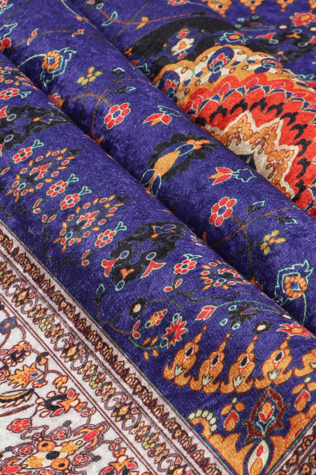 Saks Kadife Halı Seccade - 2