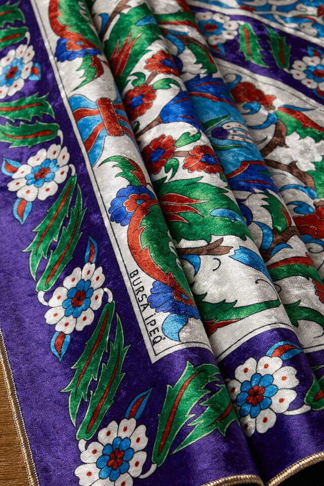 Saks Kadife Halı Seccade - 2