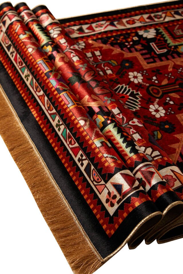 Siyah Kadife Halı Seccade - 3