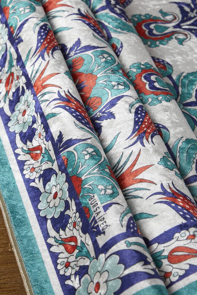 Su Yeşil Kadife Halı Seccade - 2