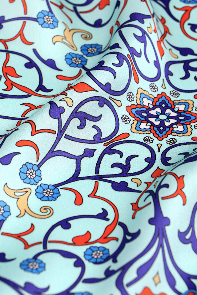 Blue Ivy Pattern Sura Silk Scarf - 4