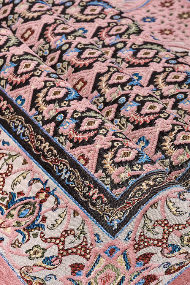 Pembe Şal Desen Kabartmalı Özel Dokuma Seccade - 2