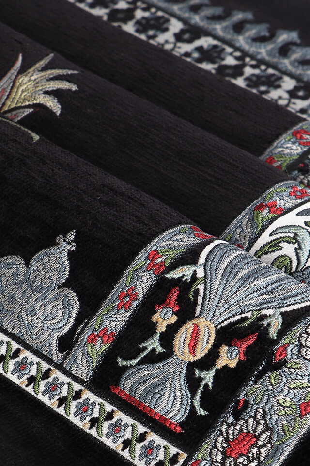 Siyah Osmanlı Lale Desen Kabartmalı Özel Dokuma Seccade - 2