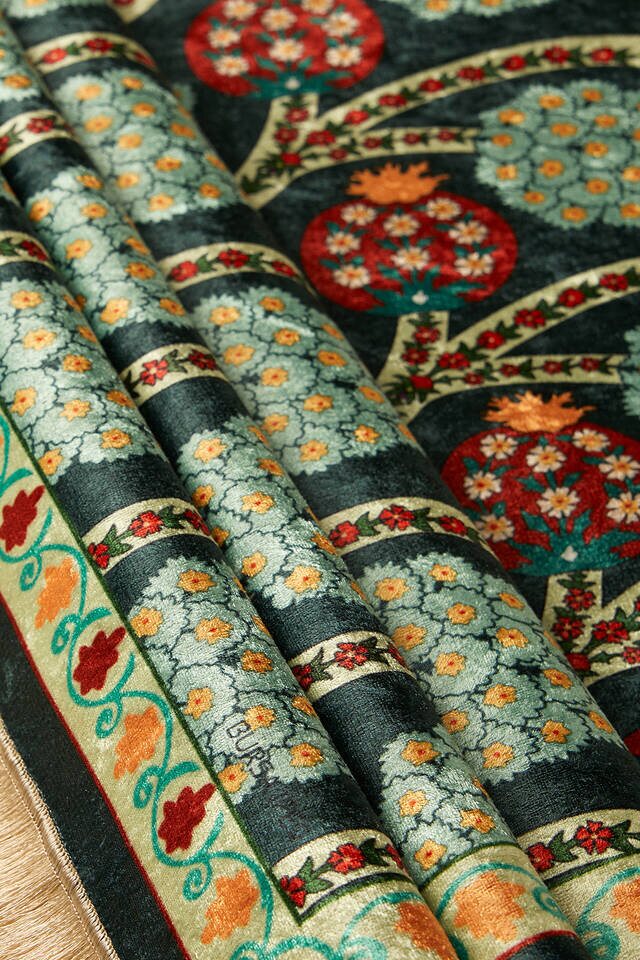 Khaki Velvet Rug Prayer Rug - 2