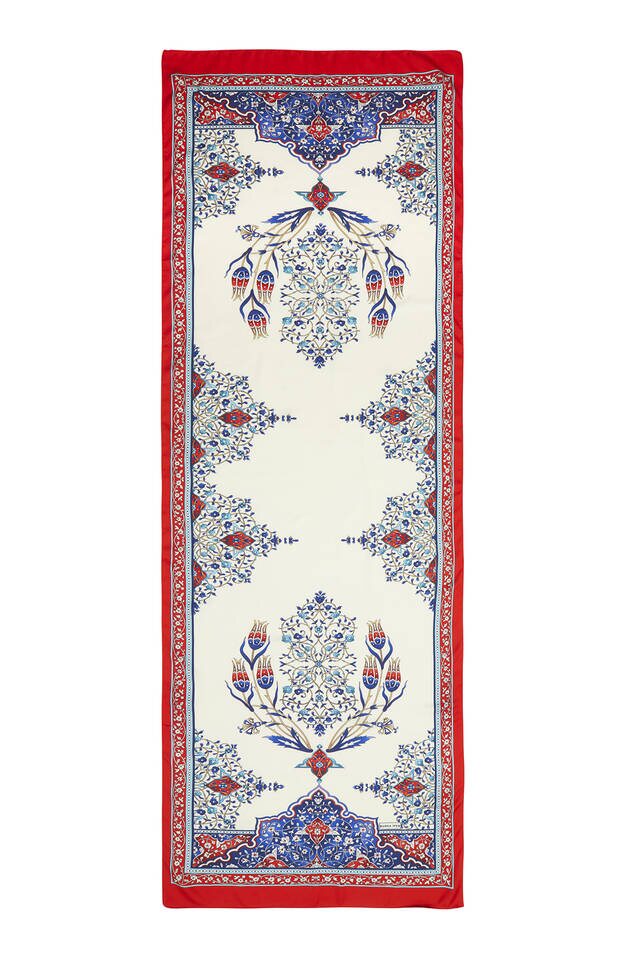 Kırmızı Şamdan Desen Geniş İpeksi Fular - 4