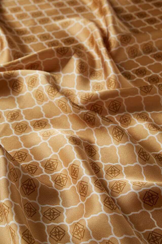 Koyu Gold Monogram İpek Eşarp - 3