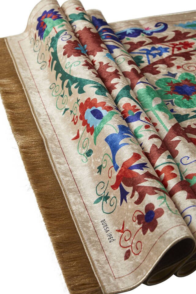 Krem Kadife Halı Seccade - 3