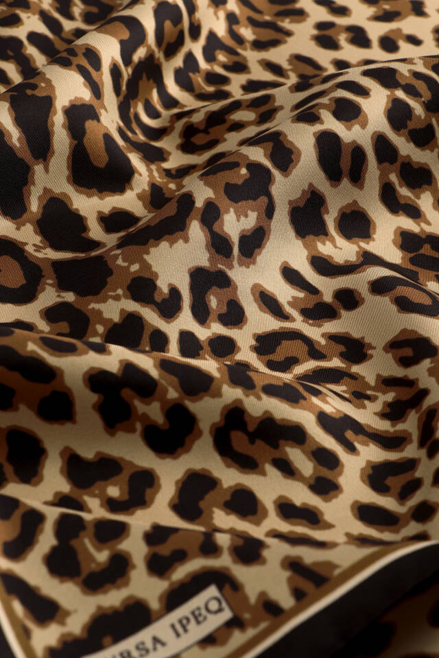 Tan Leopard Pattern Twill Silk Scarf - 3