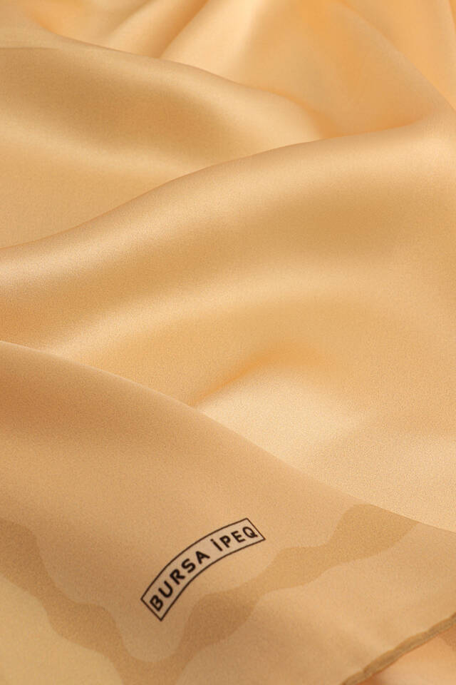 Light Gold Edge Juicy Wave Silk Square Scarf - 3