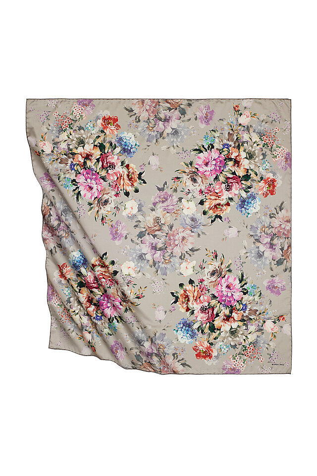 Light Gray Quadrangle Pattern Silky Square Scarf 
