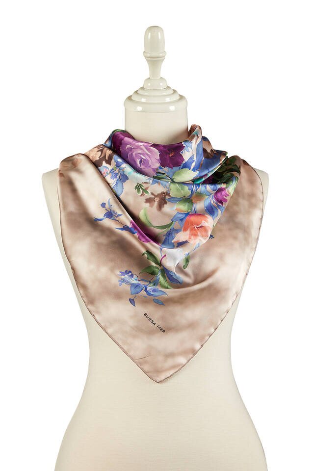 Mink Bouquet Pattern Silky Square Scarf - 2