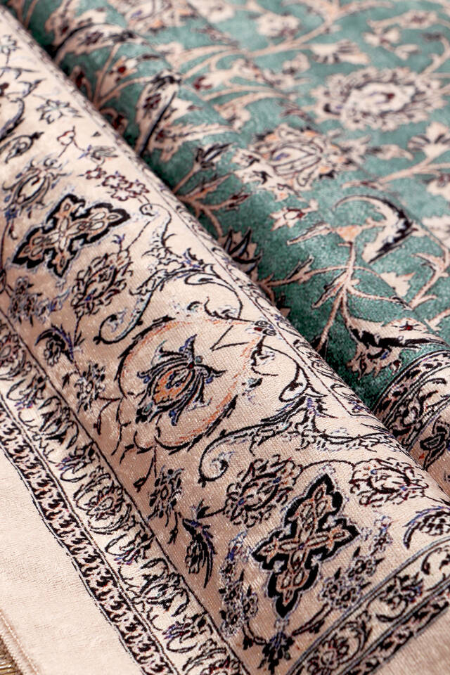 Mint Kadife Halı Seccade - 2