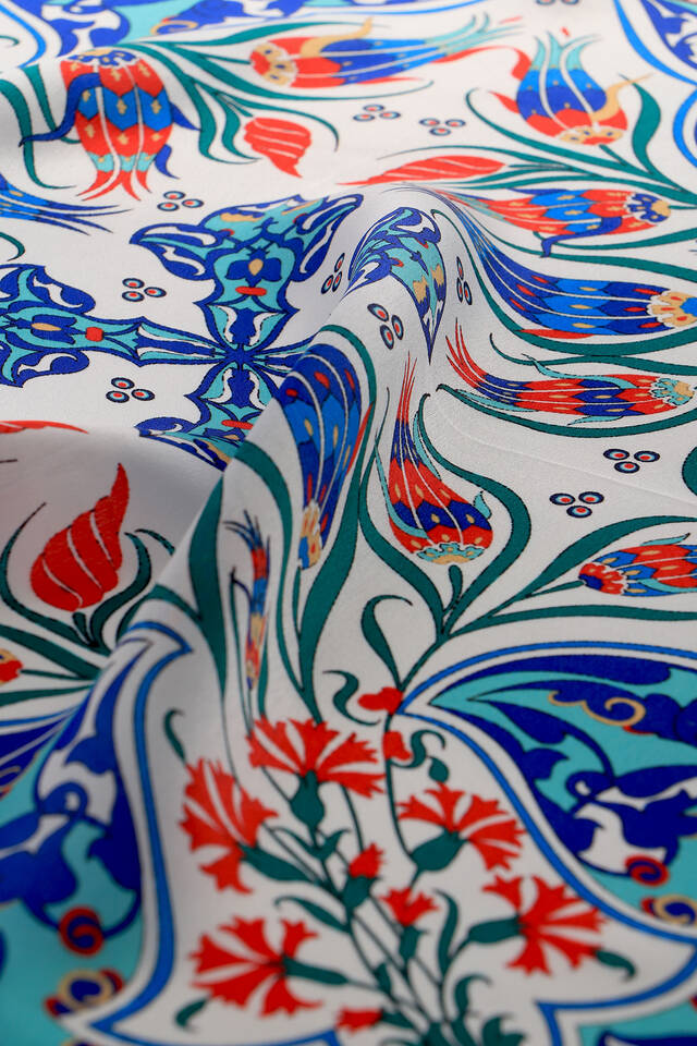 Mint Saks Carnation Tulip Pattern Silk Pocket Square - 3