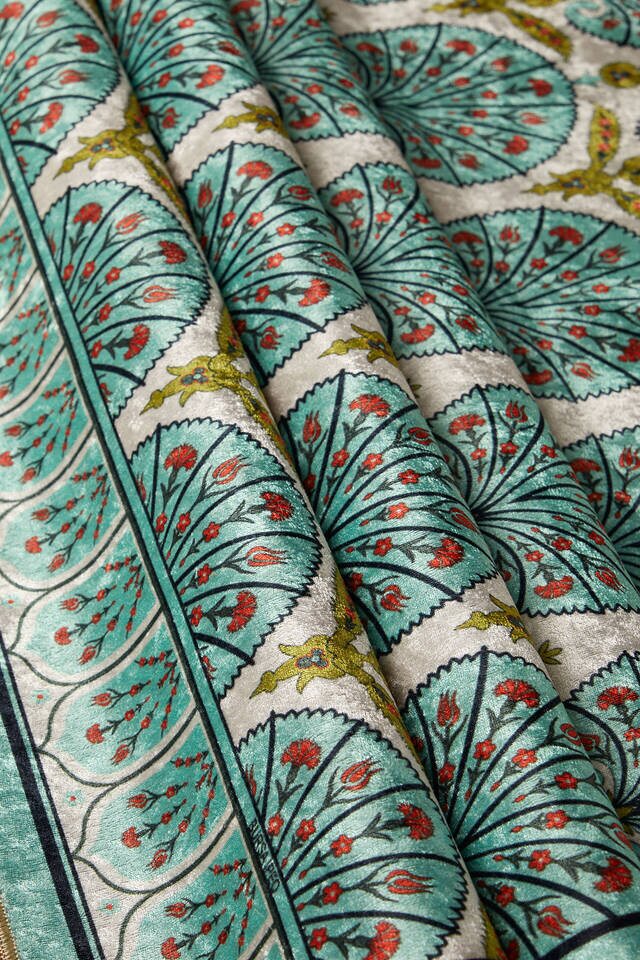 Mint Velvet Carpet Prayer Rug - 2