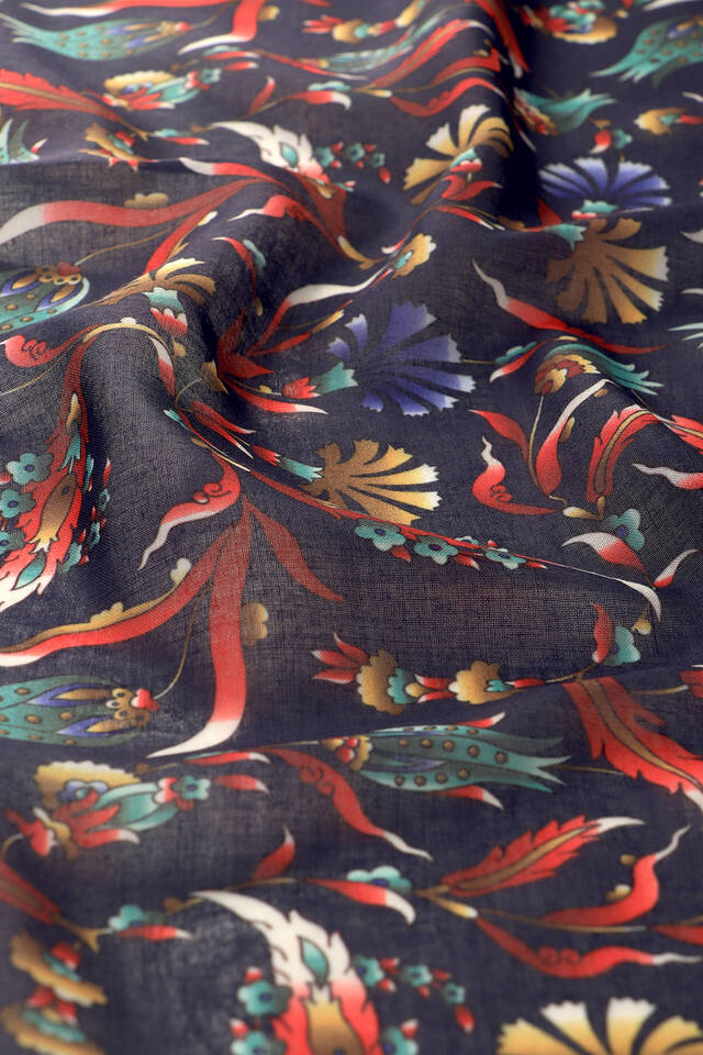 Navy Blue Carnation Tulip Pattern Soft Square Scarf - 3