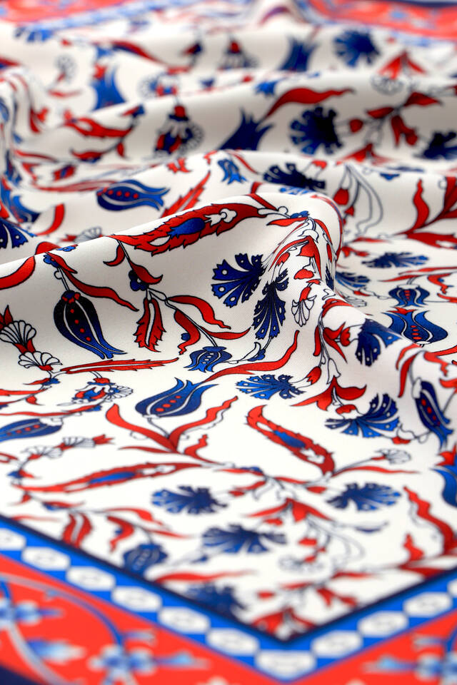 Navy Blue Tulip Carnation Pattern Silky Pocket Square - 3