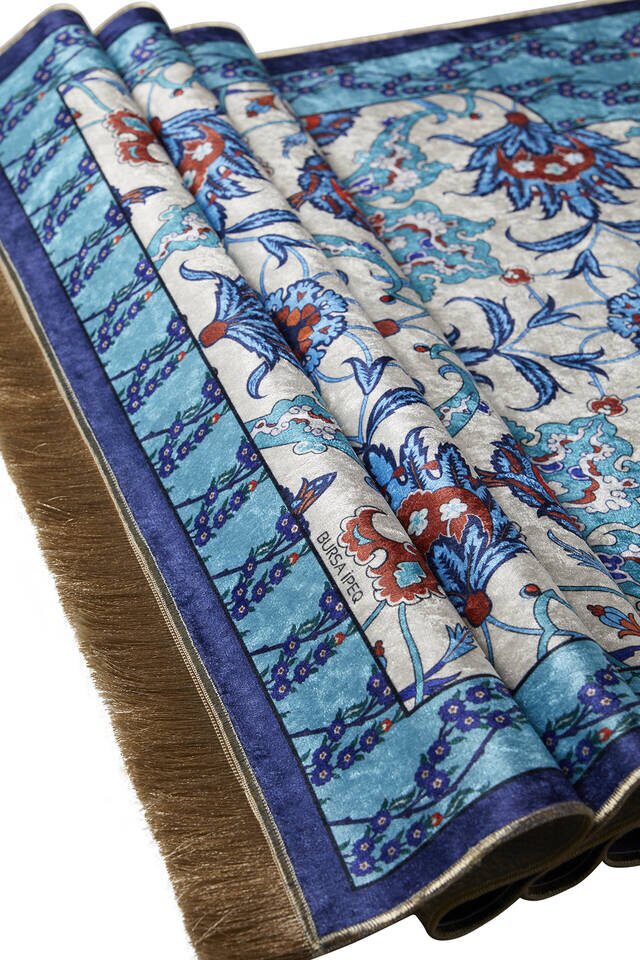 Navy Blue Velvet Carpet Prayer Rug - 3