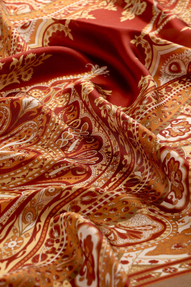 Tan Nil Pattern Sura Silk Shawl - 4