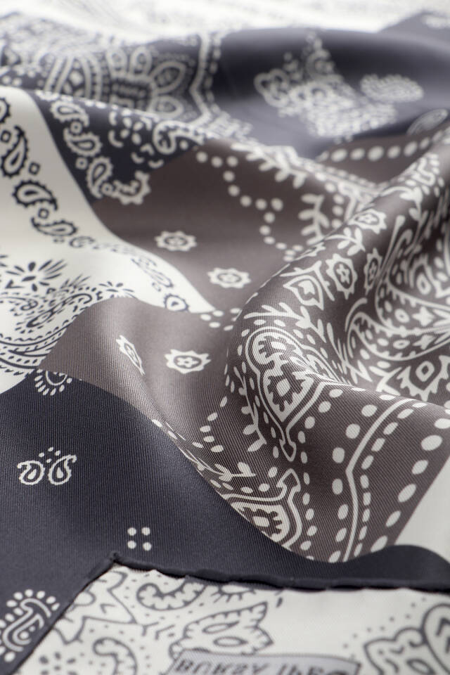 Anthracite Patchwork Pattern Twill Silk Scarf - 3