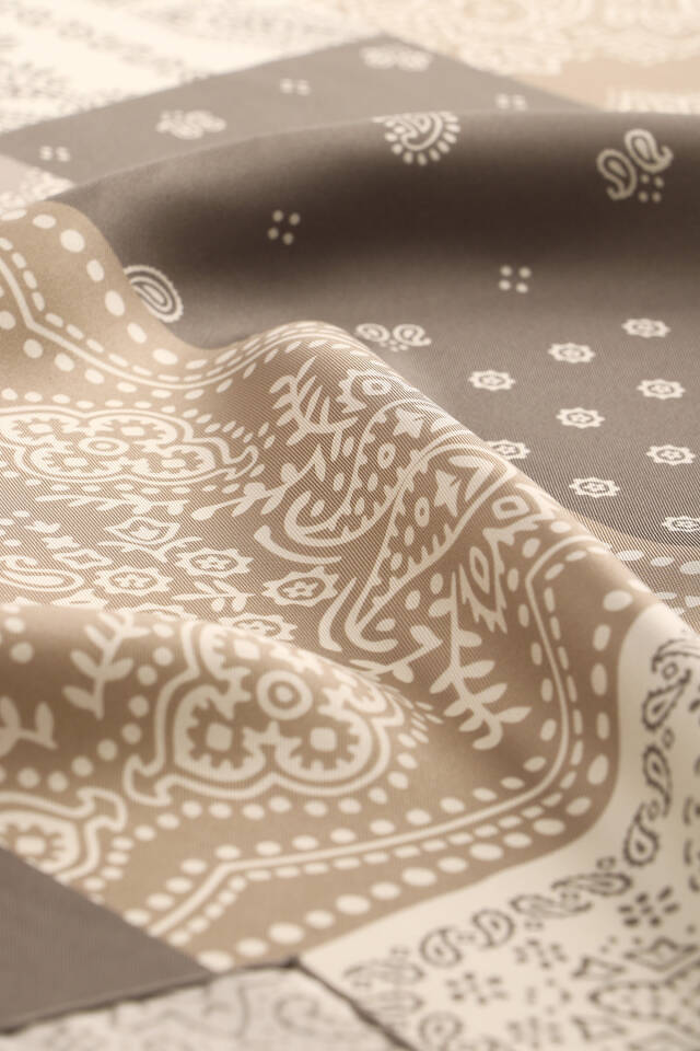 Stone Patchwork Pattern Twill Silk Scarf - 3