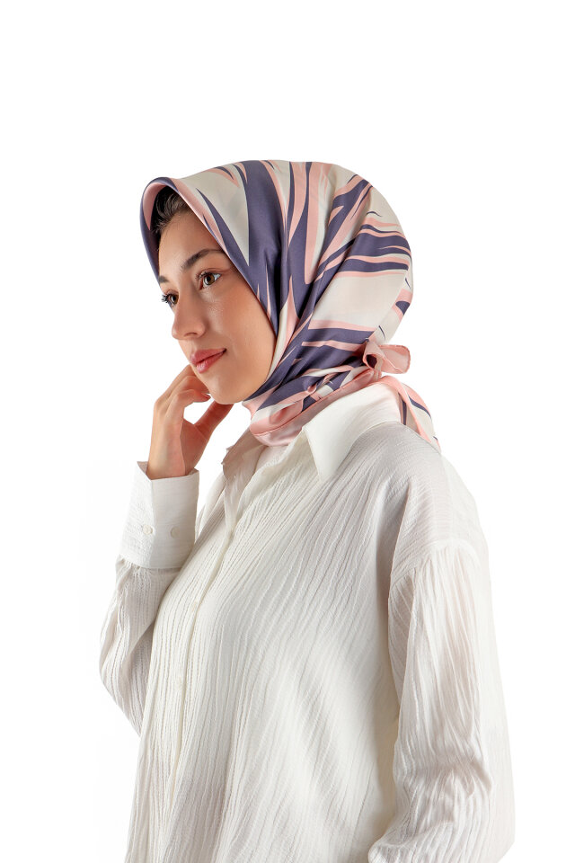 Powder Nilsu Pattern Twill Silk Square Scarf 