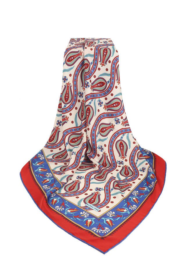 Red Ivy Tulip Pattern Silky Square Scarf - 3