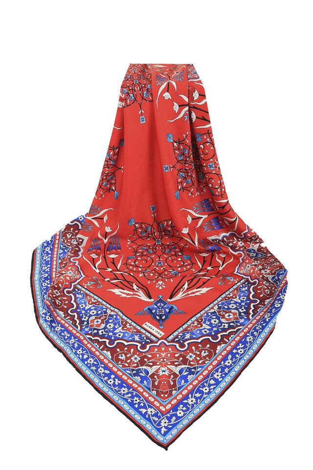 Red Turkish Motif Candlestick Tulip Pattern Silky Square Scarf - 3
