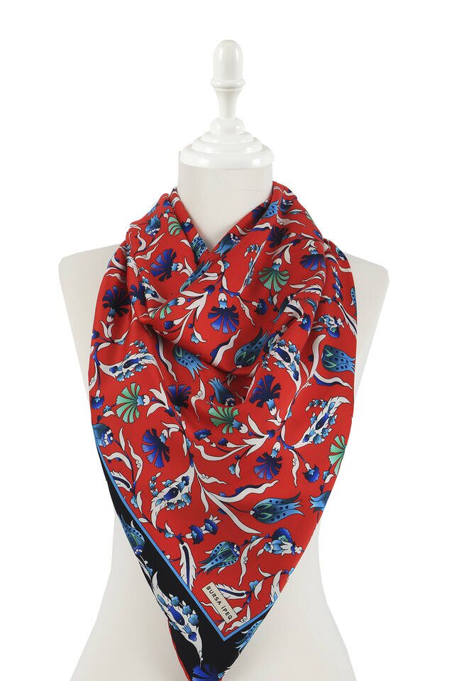 Red Turkish Pattern Carnation Tulip Pattern Silky Square Scarf - 2