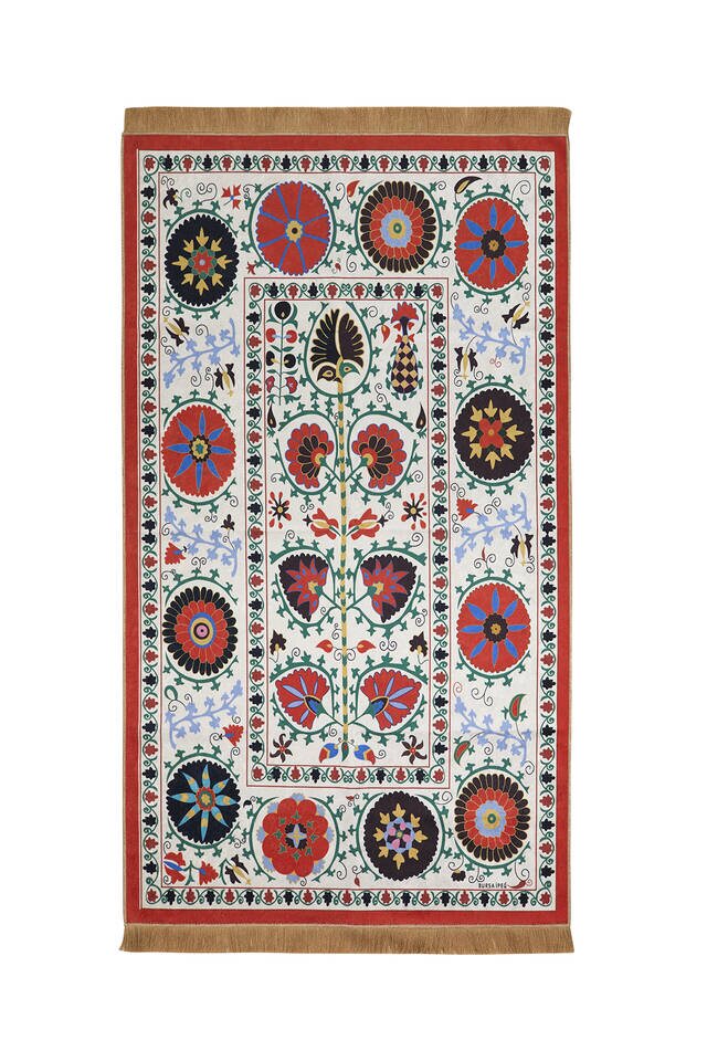 Red Velvet Carpet Prayer Rug 