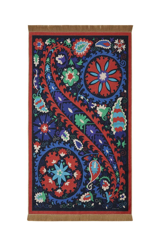 Red Velvet Carpet Prayer Rug 