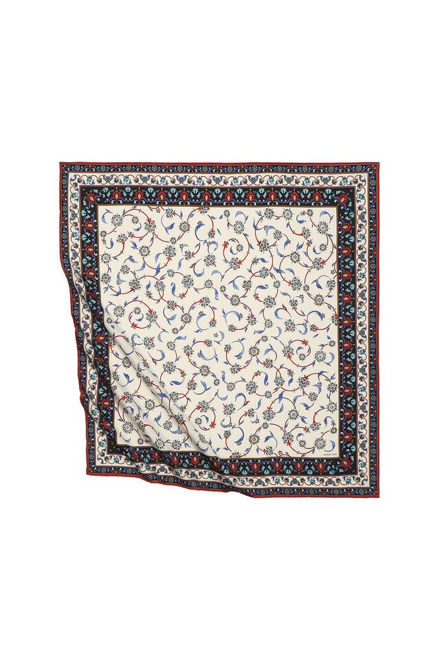 Red Wildflower Pattern Silky Square Scarf - Bursa İpek
