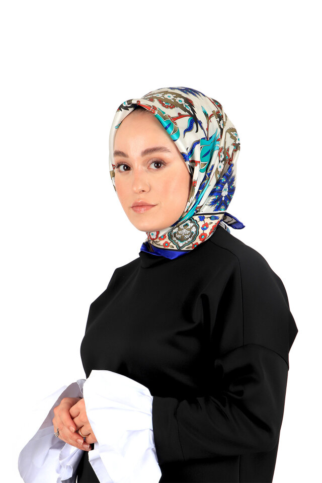 Saks Krem Efes Desen İpek Eşarp 