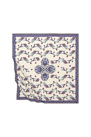 Saks Row Tulip Pattern Silky Square Scarf 