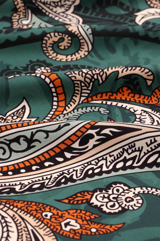 Emerald Shawl Pattern Twill Silk Scarf - 3