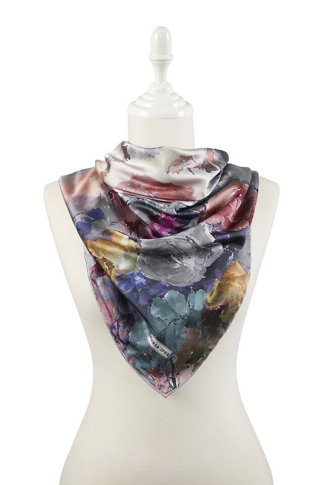 Salmon Flower Pattern Silky Square Scarf - 2